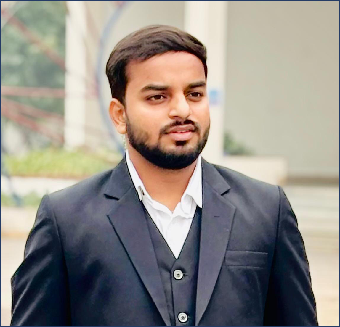 Mr.Tushar Tiware-Managing Director.jpeg